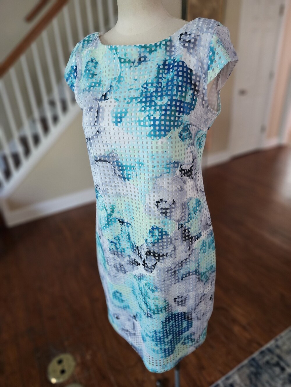 Covington Square Cutout Colorful Dress Size 8